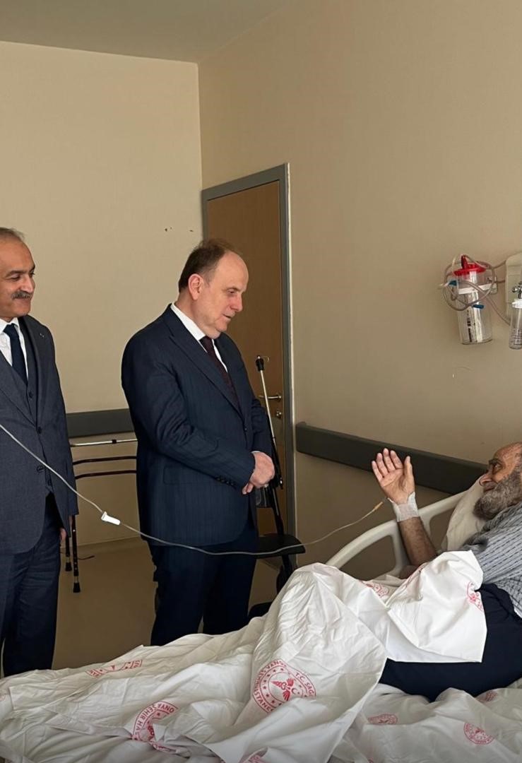 AK PARTİ KONYA MİLLETVEKİLİ SAYIN MEHMET BAYKAN DR.AHMET BALTACI HOCAMIZI HASTANEDE ZİYARET ETTİ