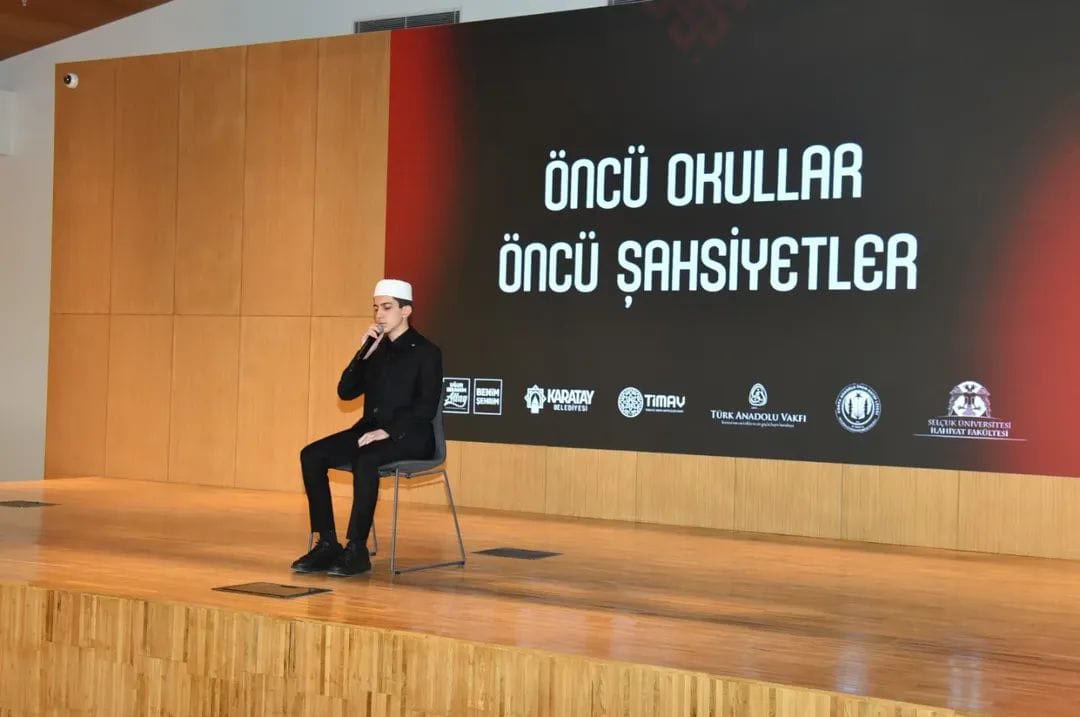 ÖNCÜ OKULLAR ÖNCÜ ŞAHSİYETLER PROGRAMI KONYA DA YAPILDI.